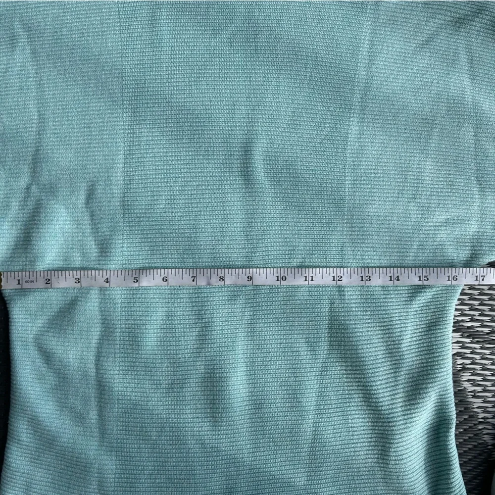 Tommy Bahama Women’s Bonita Boatneck Dolman Sleeve Aqua Sweater Size S - Picture 5 of 8